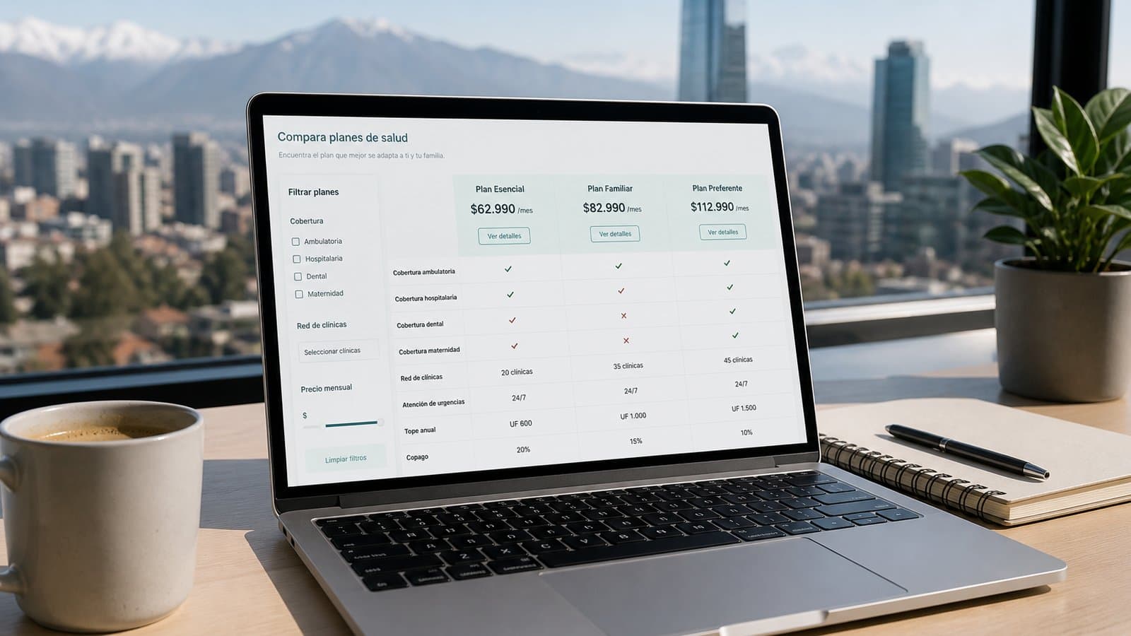 Laptop con comparativo de planes de Isapre